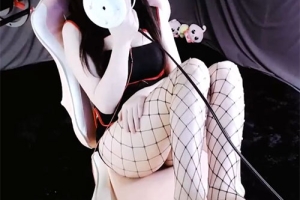 多肉小奶猫-旗袍黑丝网袜