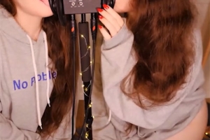 kittyKlaw-双人舔耳